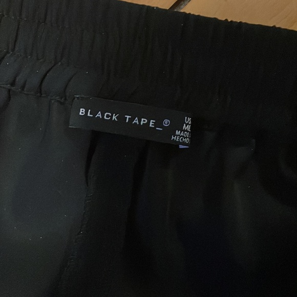 NWT Black Tape pull on dress pant with ankle cuff detail - Picture 4 of 6